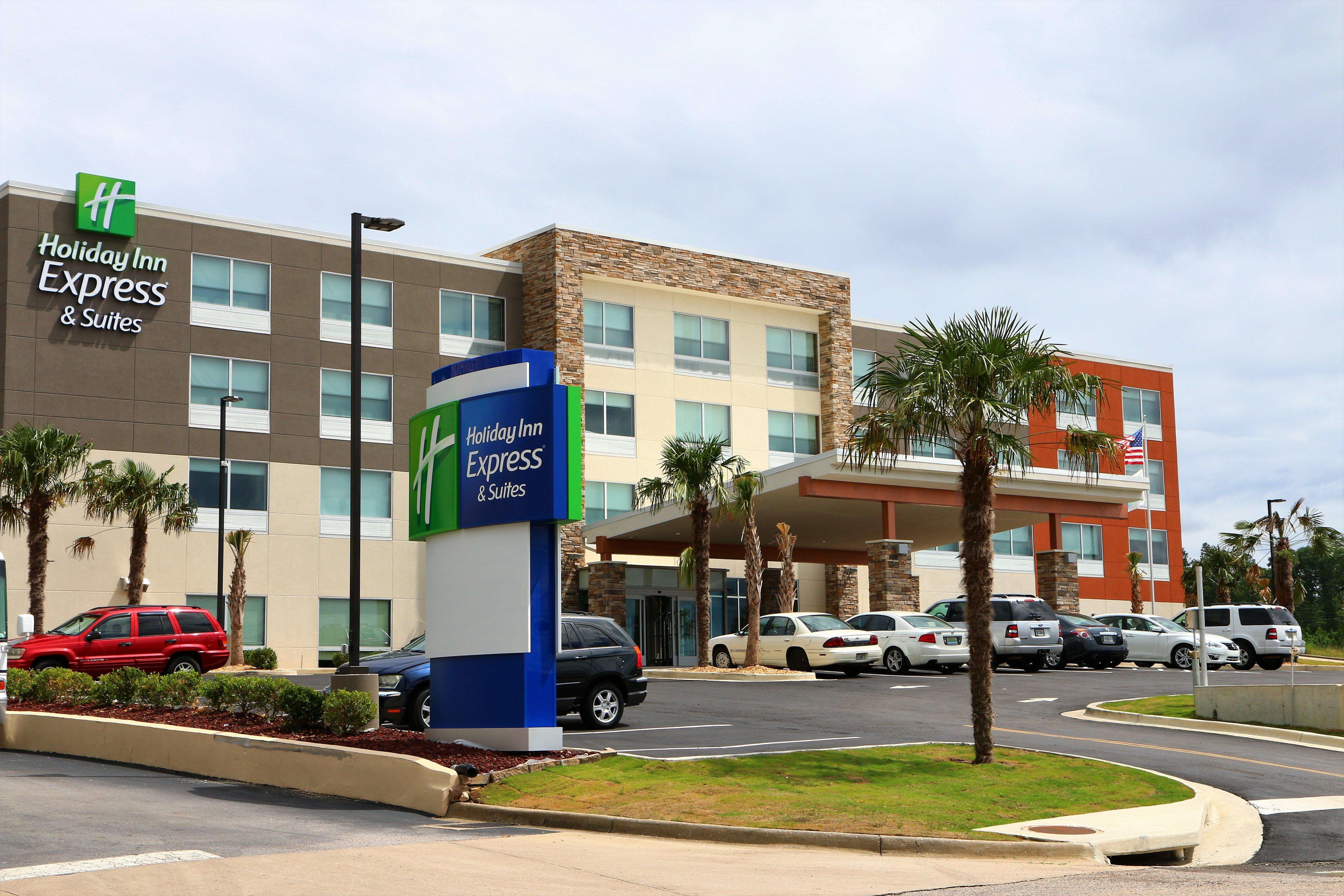Holiday Inn Express & Suites Алабастер Экстерьер фото